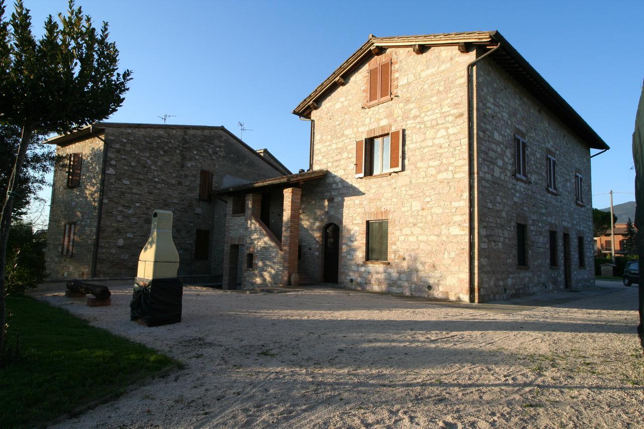 Agriturismo"Il Sagrato Di Assisi" Appartamenti,Camere المظهر الخارجي الصورة