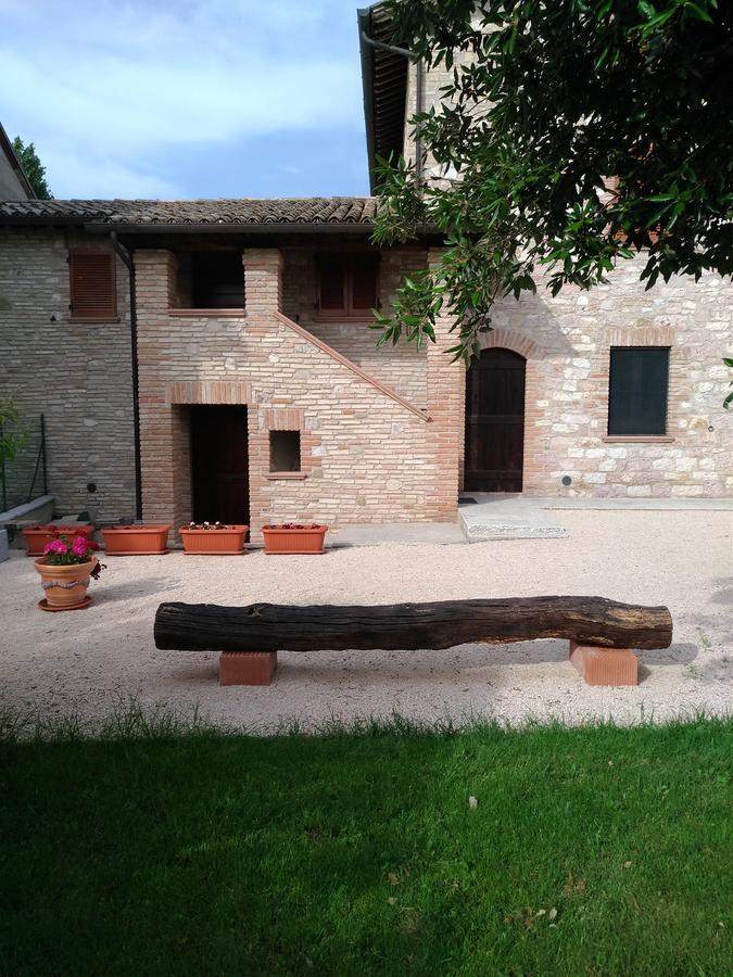 Agriturismo"Il Sagrato Di Assisi" Appartamenti,Camere المظهر الخارجي الصورة