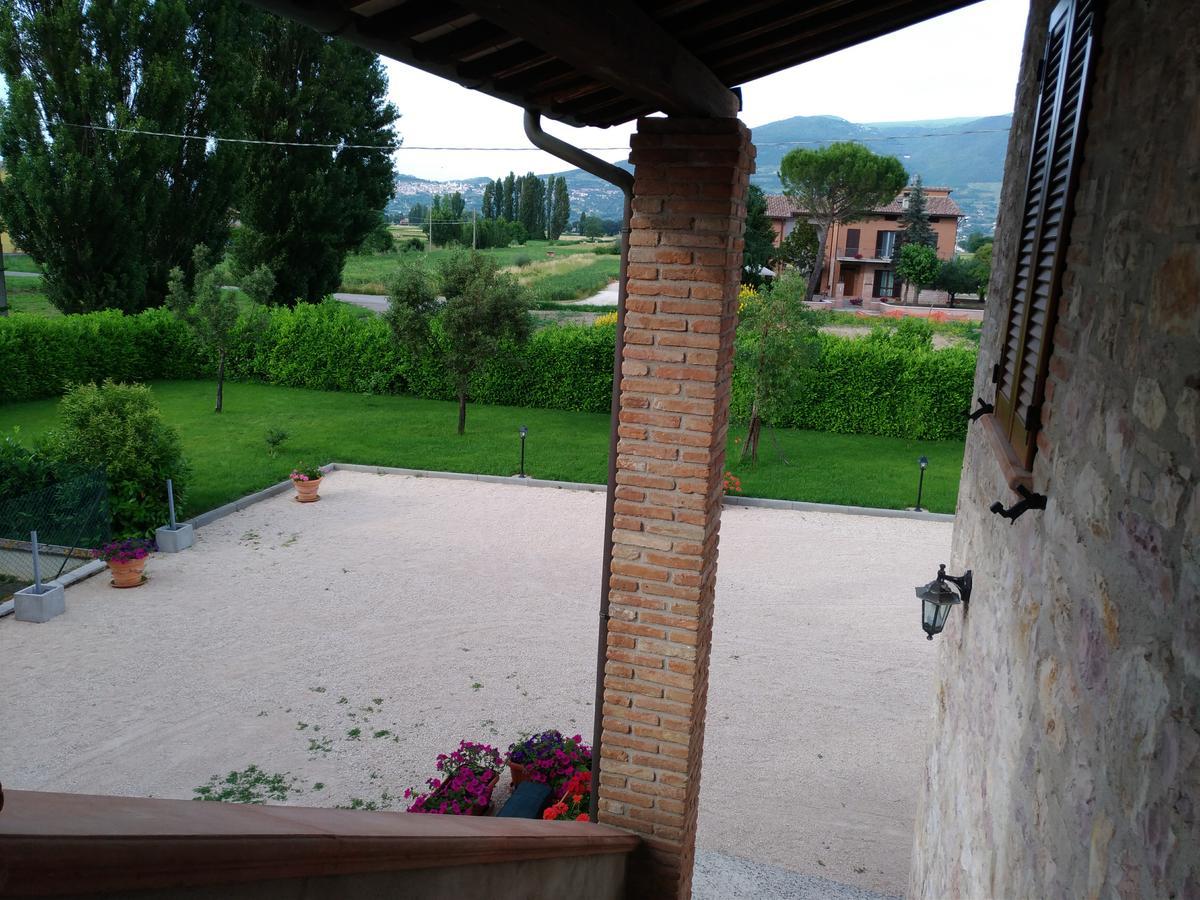 Agriturismo"Il Sagrato Di Assisi" Appartamenti,Camere المظهر الخارجي الصورة