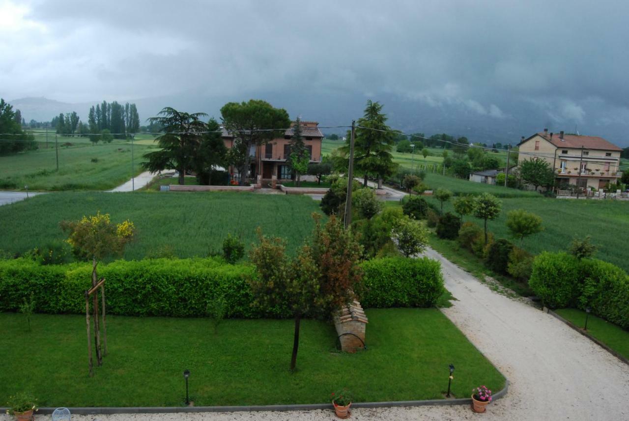 Agriturismo"Il Sagrato Di Assisi" Appartamenti,Camere المظهر الخارجي الصورة